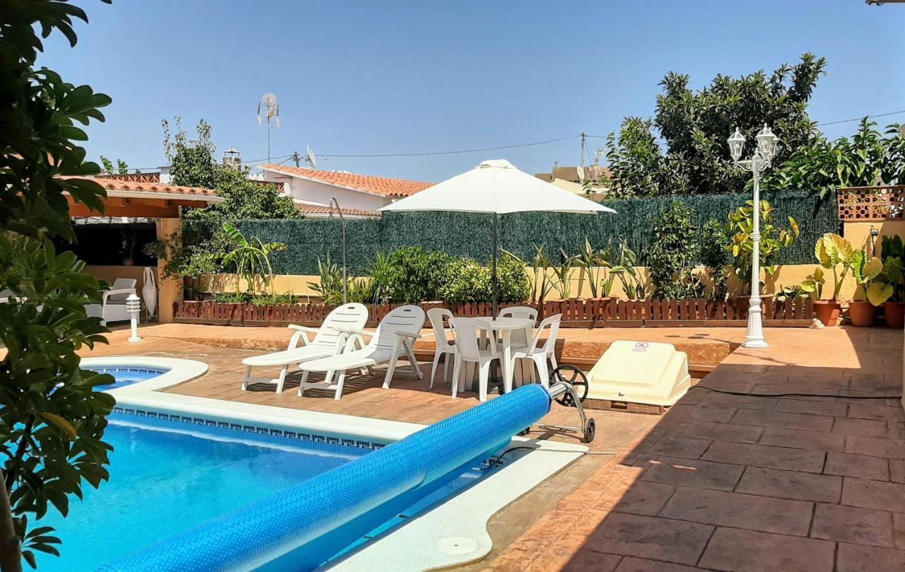 Chalet Vacacional Con Piscina Privada Y Barbacoa Тарагона Екстериор снимка