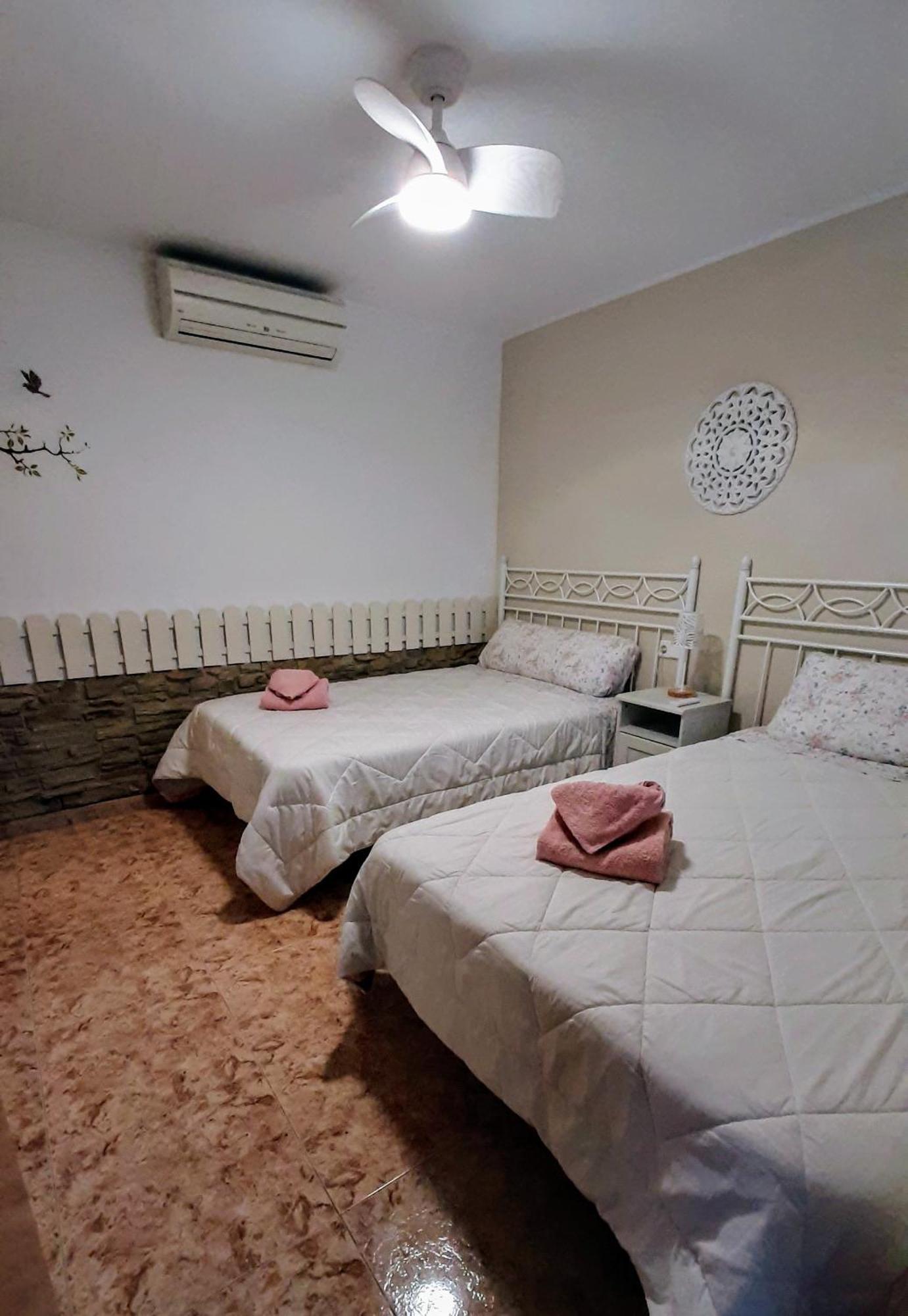 Chalet Vacacional Con Piscina Privada Y Barbacoa Тарагона Екстериор снимка